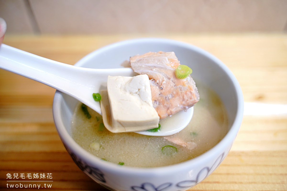 台北美食》漁匠甘霖～藏身在永樂市場內的澎湃海鮮丼飯，大稻埕、迪化街必吃美食 @兔兒毛毛姊妹花