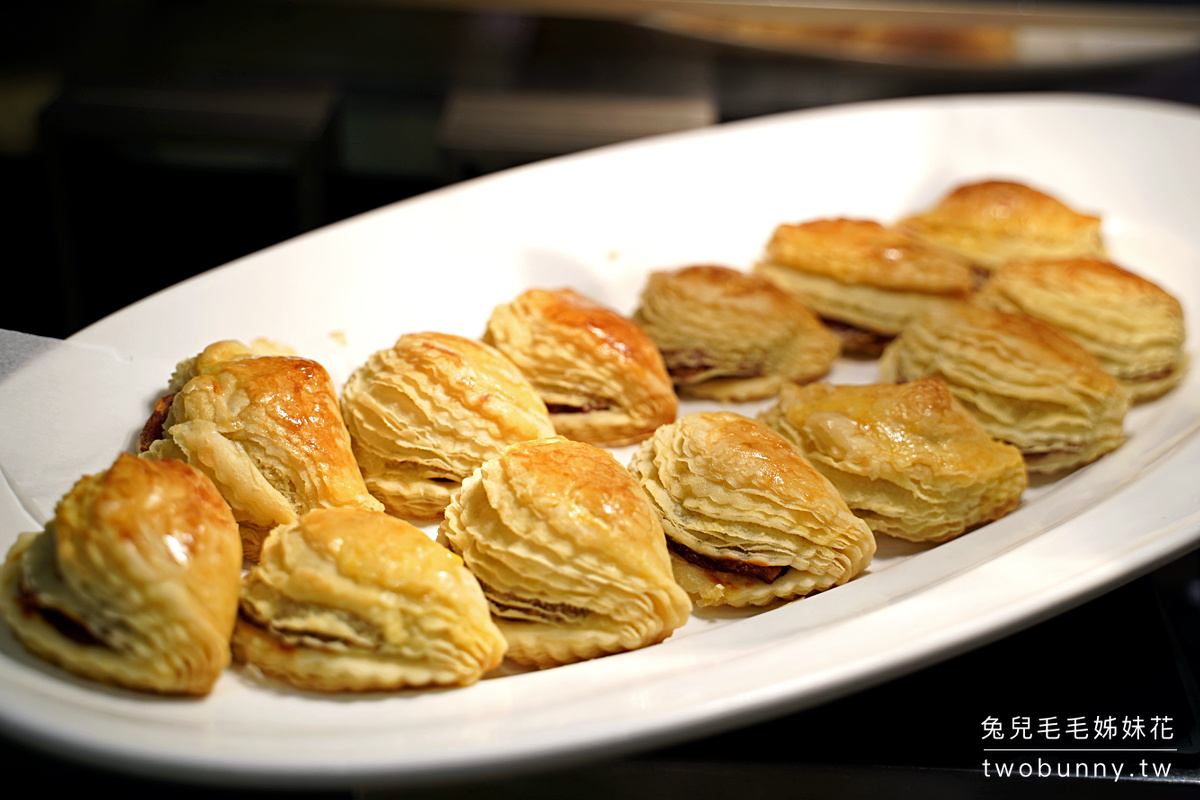 台北中山美食》台北老爺酒店 Le Cafe 咖啡廳～沒留胃口吃甜點一定會後悔的吃到飽自助百匯 @兔兒毛毛姊妹花