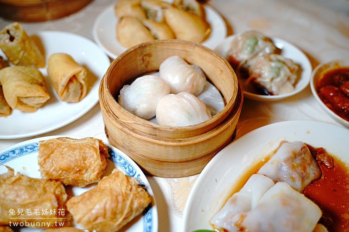 台北松山美食【兄弟大飯店梅花廳】超經典蒸籠推車港式飲茶，飯店級服務但價格超親民 @兔兒毛毛姊妹花