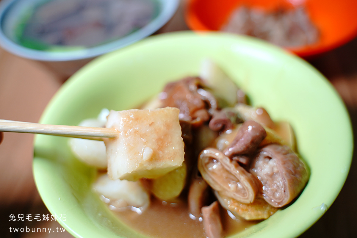 雲林美食【北港朝天宮】廟口小吃這五家必吃!! 煎盤粿、麵線糊、油飯、圓仔湯～通通銅板價 @兔兒毛毛姊妹花