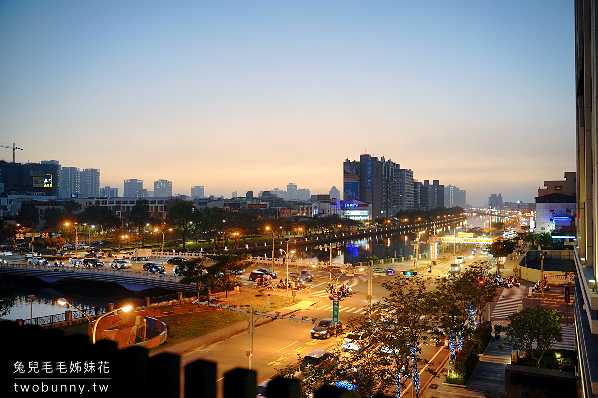 台南住宿》康橋慢旅～文青質感系康橋，一樣有24小時點心、免費宵夜、免費自助洗衣 @兔兒毛毛姊妹花