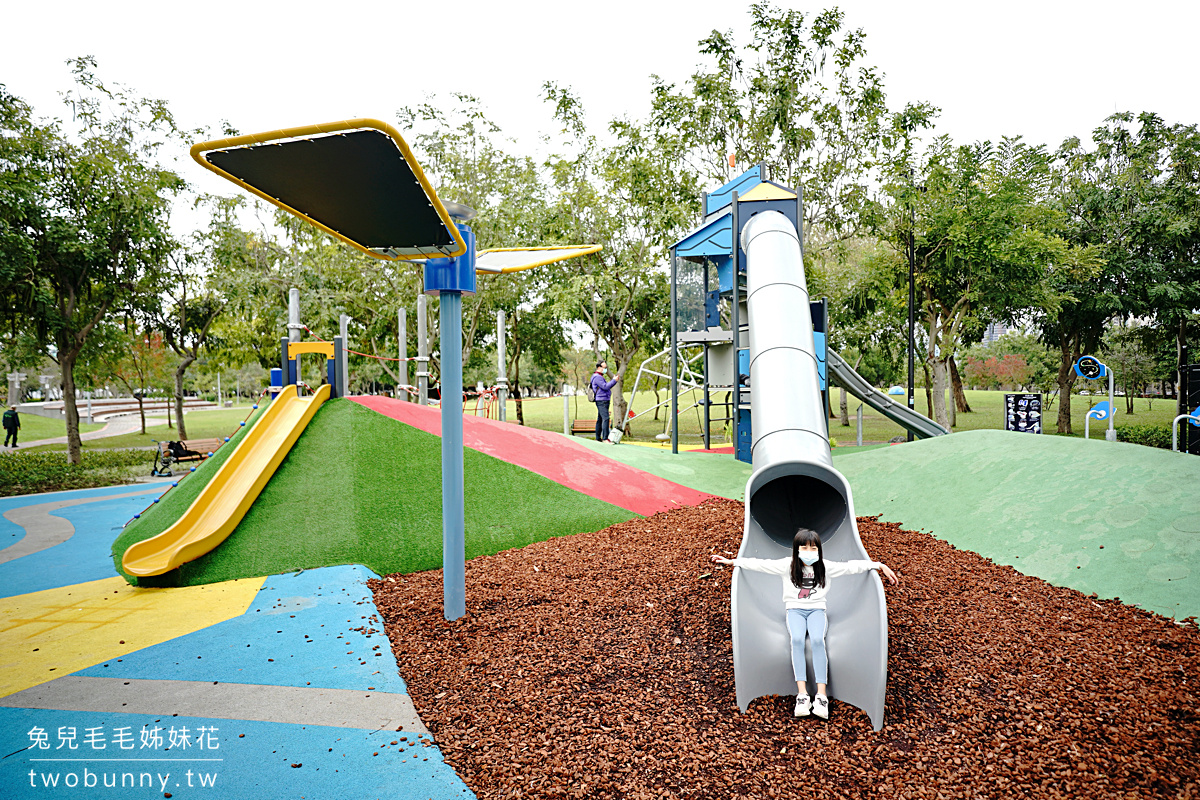 台北特色公園【美崙公園】全新宇宙探索遊戲場～擺盪繩、火箭跳床、太空基地溜滑梯好好玩 @兔兒毛毛姊妹花