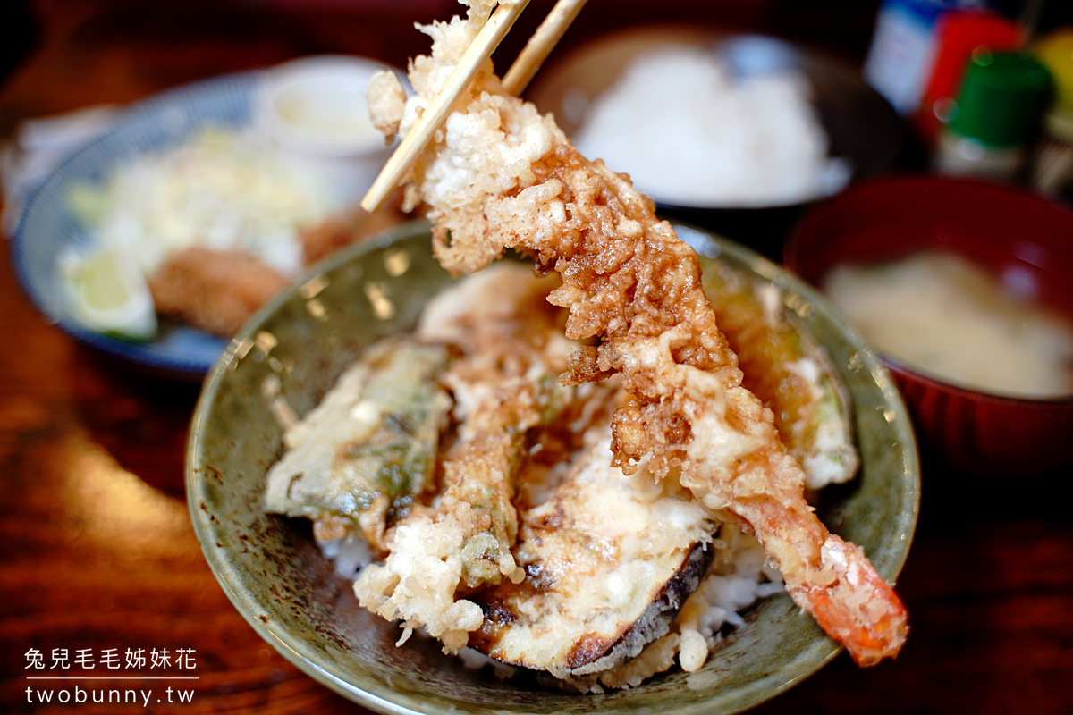 中山站美食》肥前屋~ 50 年老字號排隊名店，這裏的丼飯、鰻魚飯真的有夠便宜 @兔兒毛毛姊妹花