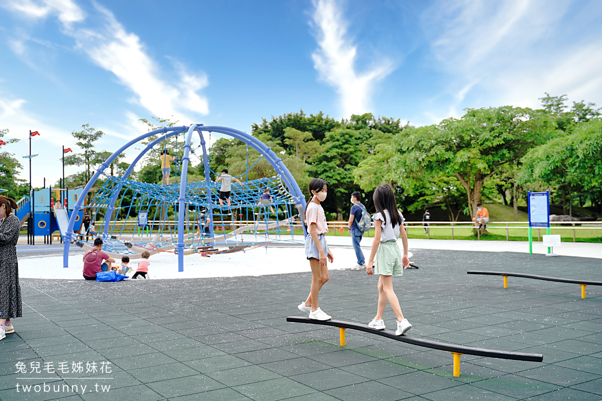 宜蘭特色公園【頭城運動公園】第二親子遊戲場新開放!! 4公頃超大公園、超威攀爬設施～ @兔兒毛毛姊妹花