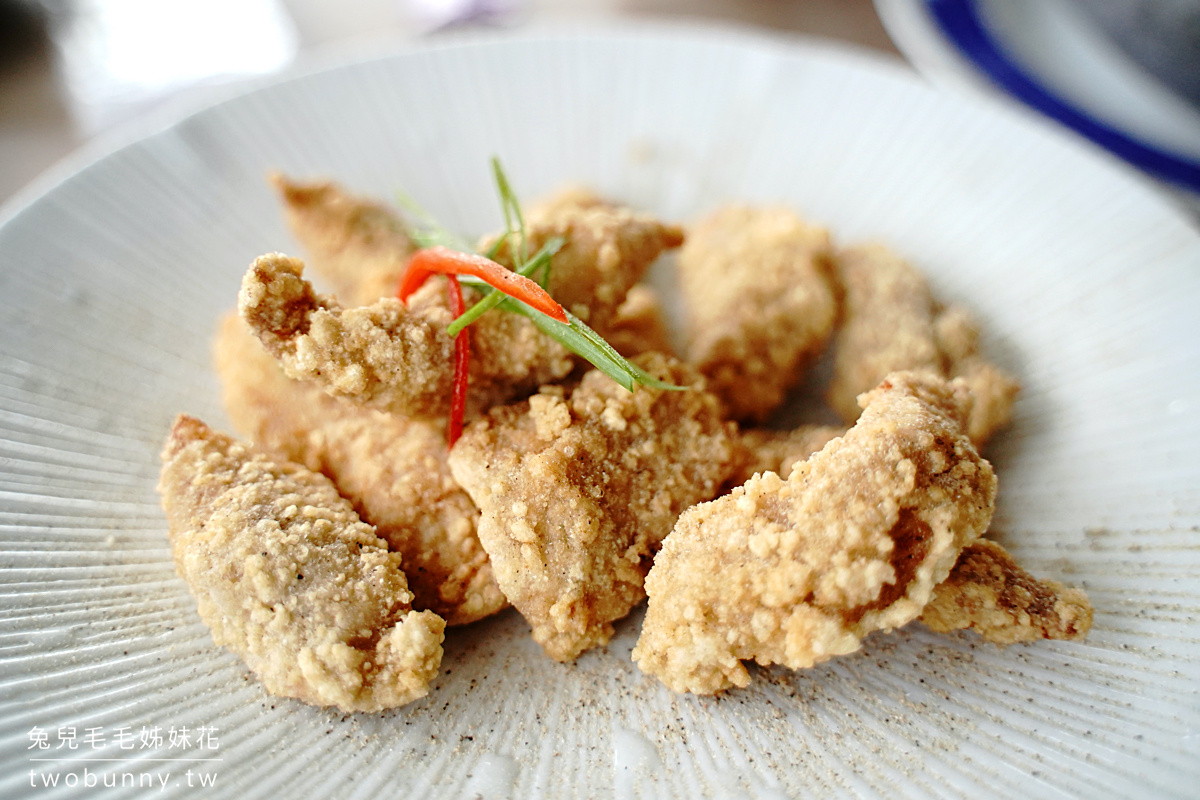 台東美食》旗遇海味～成功漁港清水模海景餐廳，職人級魚鮮料理超美味 @兔兒毛毛姊妹花