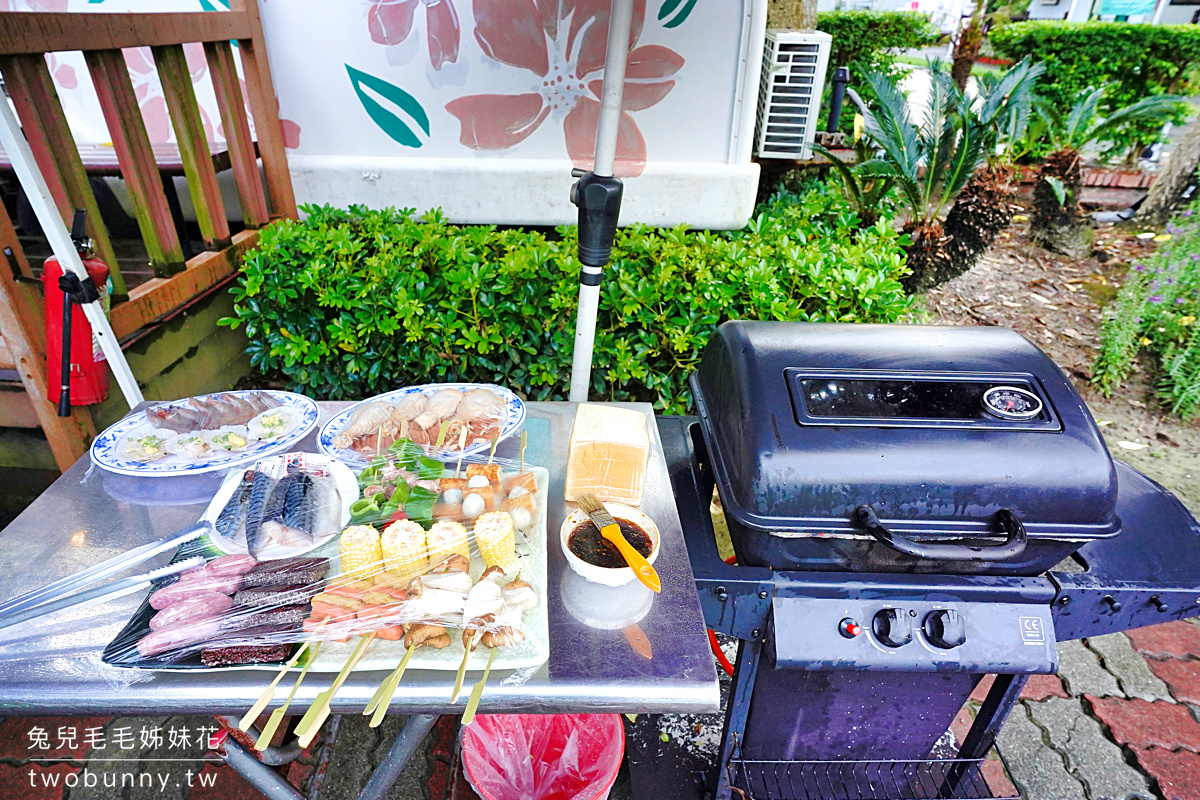 詩情花園渡假村露營車｜活動豐富、價格親民嘉義露營車～BBQ、煙火、魔術、仙女棒 @兔兒毛毛姊妹花