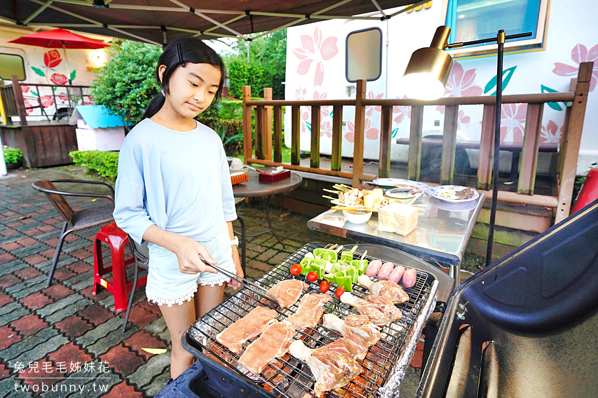 詩情花園渡假村露營車｜活動豐富、價格親民嘉義露營車～BBQ、煙火、魔術、仙女棒 @兔兒毛毛姊妹花