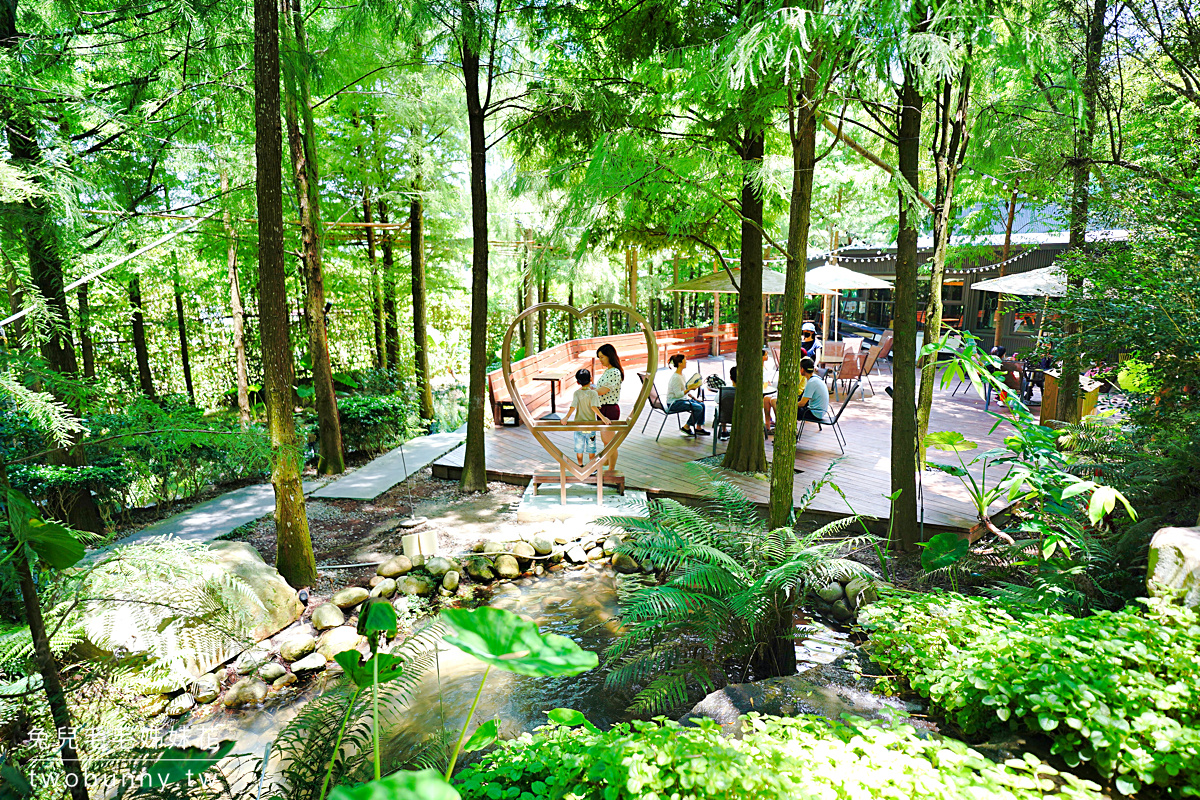 鹿寮享自在｜台中景觀餐廳～落羽松庭園裡的玻璃屋景觀餐廳，還能餵羊咩咩、餵魚 @兔兒毛毛姊妹花