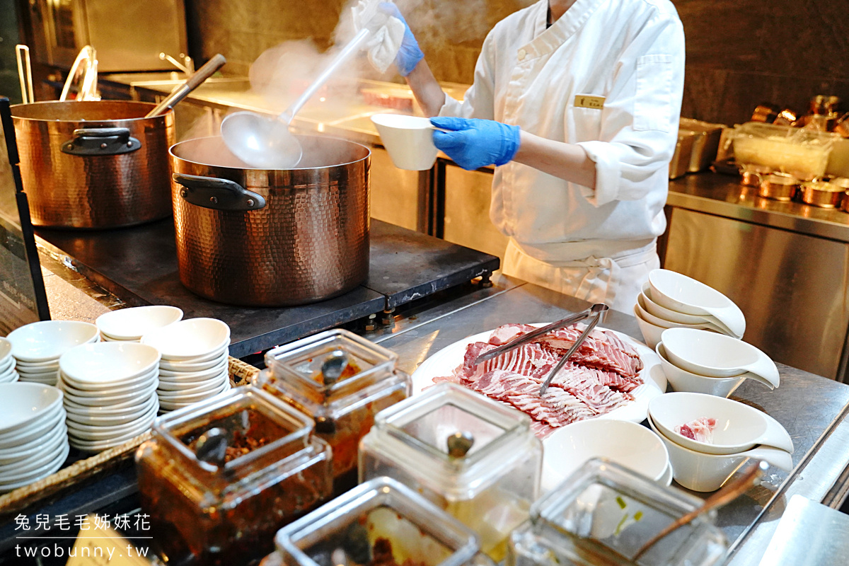 花蓮吃到飽》英倫西餐廳｜遠雄悅來大飯店晚餐自助餐~花東最美最威 buffet 菜色、價位分享 @兔兒毛毛姊妹花