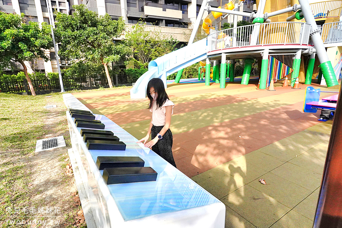 苗栗特色公園》頭份音樂公園薩克斯風遊戲場～超長溜滑梯、聲光鋼琴、泰山溜索好好玩 @兔兒毛毛姊妹花