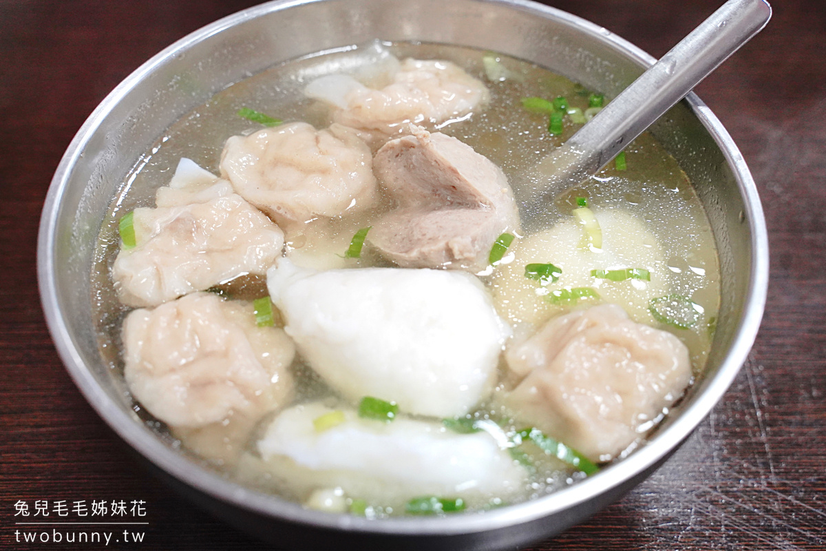 遼寧夜市美食》四鄉五島馬祖麵～超受歡迎黑嚕嚕拌麵、黑心水餃!! 芝麻香超濃郁～ @兔兒毛毛姊妹花