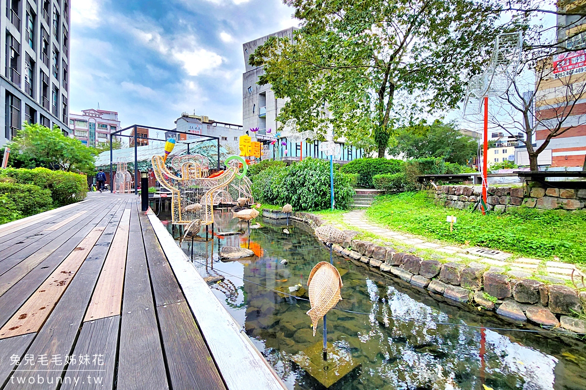 宜蘭免費景點【湯圍溝溫泉公園】暖呼呼免費足湯，水岸燈海超漂亮!! @兔兒毛毛姊妹花