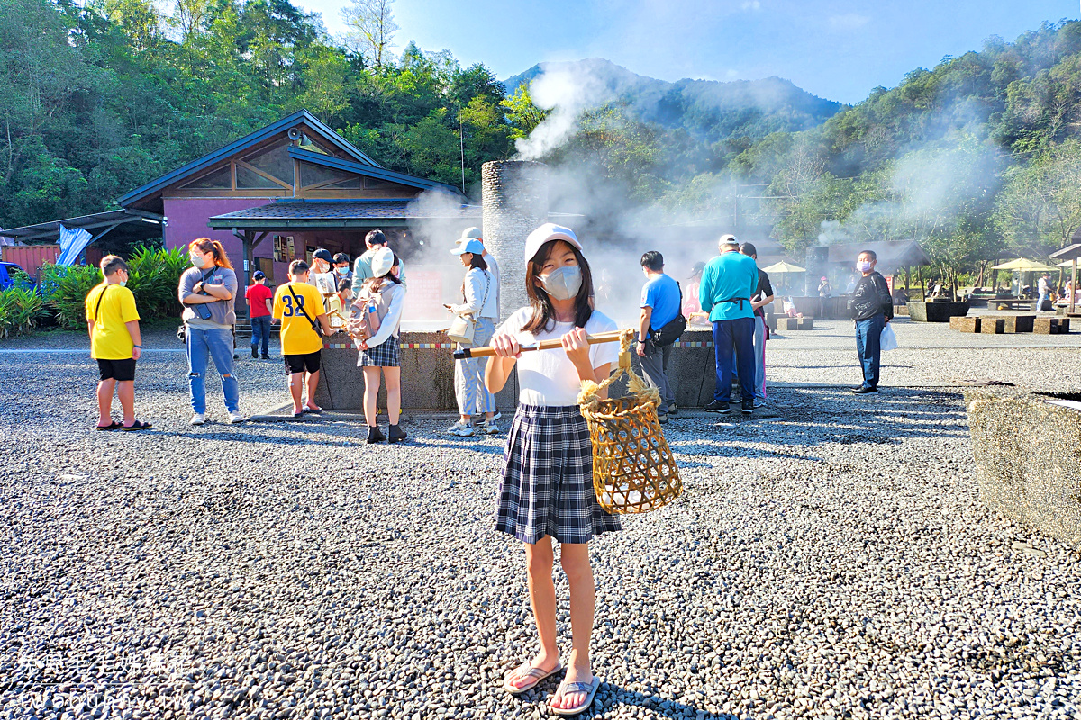 宜蘭景點【清水泉湯屋】清水地熱日式大浴場，40元起就能享受景觀露天大眾湯～ @兔兒毛毛姊妹花