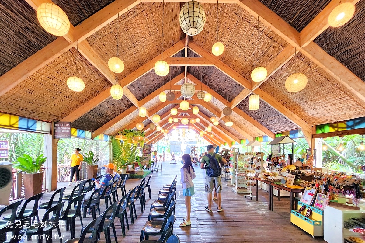 薄荷島景點》Rio Verde Floating Resto～Bohol 必訪羅伯克河漂流竹筏餐廳，菲式風味自助餐吃到飽 @兔兒毛毛姊妹花