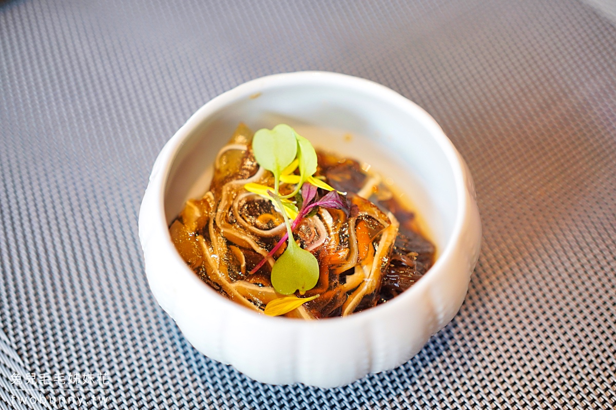 中壢美食》織田信長無菜單手作料理~浮誇鐵板燒餐廳，鮑魚、生蠔、海膽、龍蝦都只是前菜!! @兔兒毛毛姊妹花