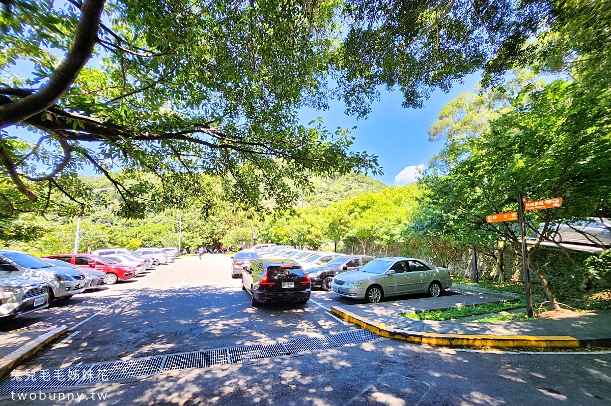 五股景點【觀音山林梢步道】絕美景觀台北天空步道，800公尺輕鬆好走有遮蔭又好停車 @兔兒毛毛姊妹花