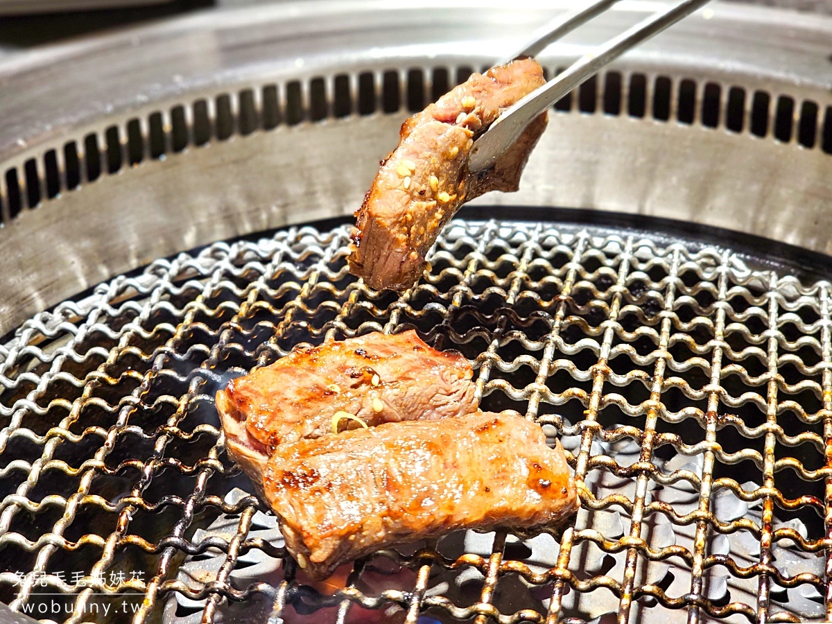 台北燒肉》燒肉擔當～食材、調味、烤工都講究的專人桌邊服務頂級和牛燒肉餐廳｜忠孝敦化美食 @兔兒毛毛姊妹花