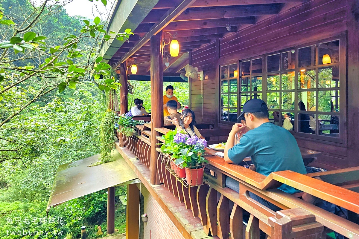 碧絡角花園咖啡｜苗栗南庄山中秘境賞花景觀餐廳，繡球花綻放中，秋冬賞楓、賞櫻 @兔兒毛毛姊妹花