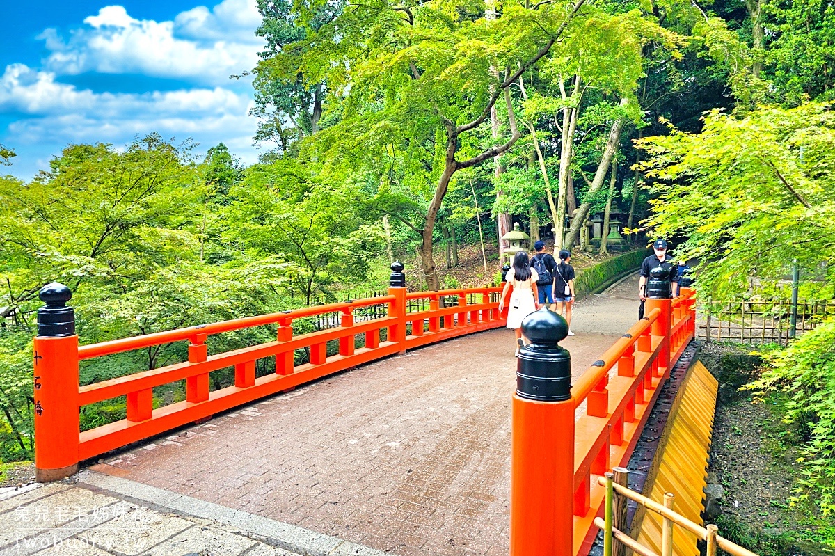 京都景點》伏見稻荷大社～京都必打卡千本鳥居長廊，必吃鳥居抹茶冰、必買狐狸御守 @兔兒毛毛姊妹花