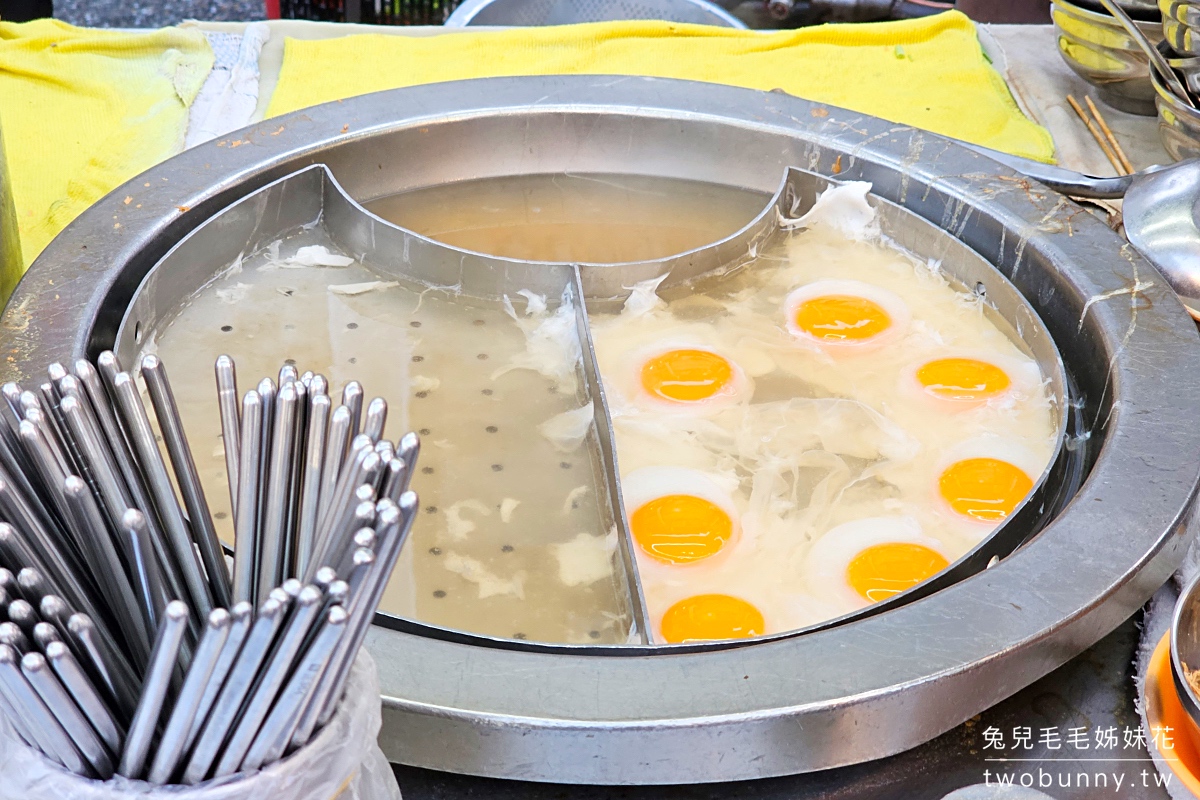 寧夏夜市美食》寧夏夜市知高飯～老饕必吃古早味腿庫飯尬蛋包蝦仁湯 @兔兒毛毛姊妹花