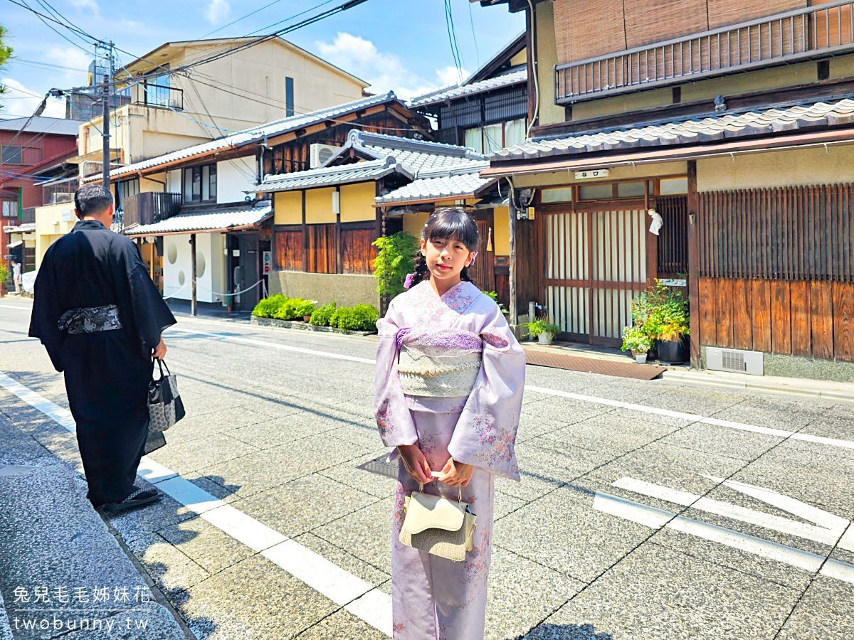 京都景點》八坂庚申堂~京都最繽紛的寺廟，清水寺順遊 IG 打卡熱門景點，轉彎就到八坂之塔 @兔兒毛毛姊妹花