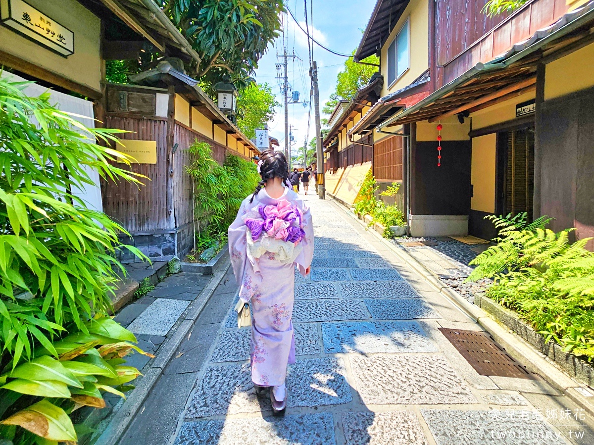 京都景點》八坂庚申堂~京都最繽紛的寺廟，清水寺順遊 IG 打卡熱門景點，轉彎就到八坂之塔 @兔兒毛毛姊妹花