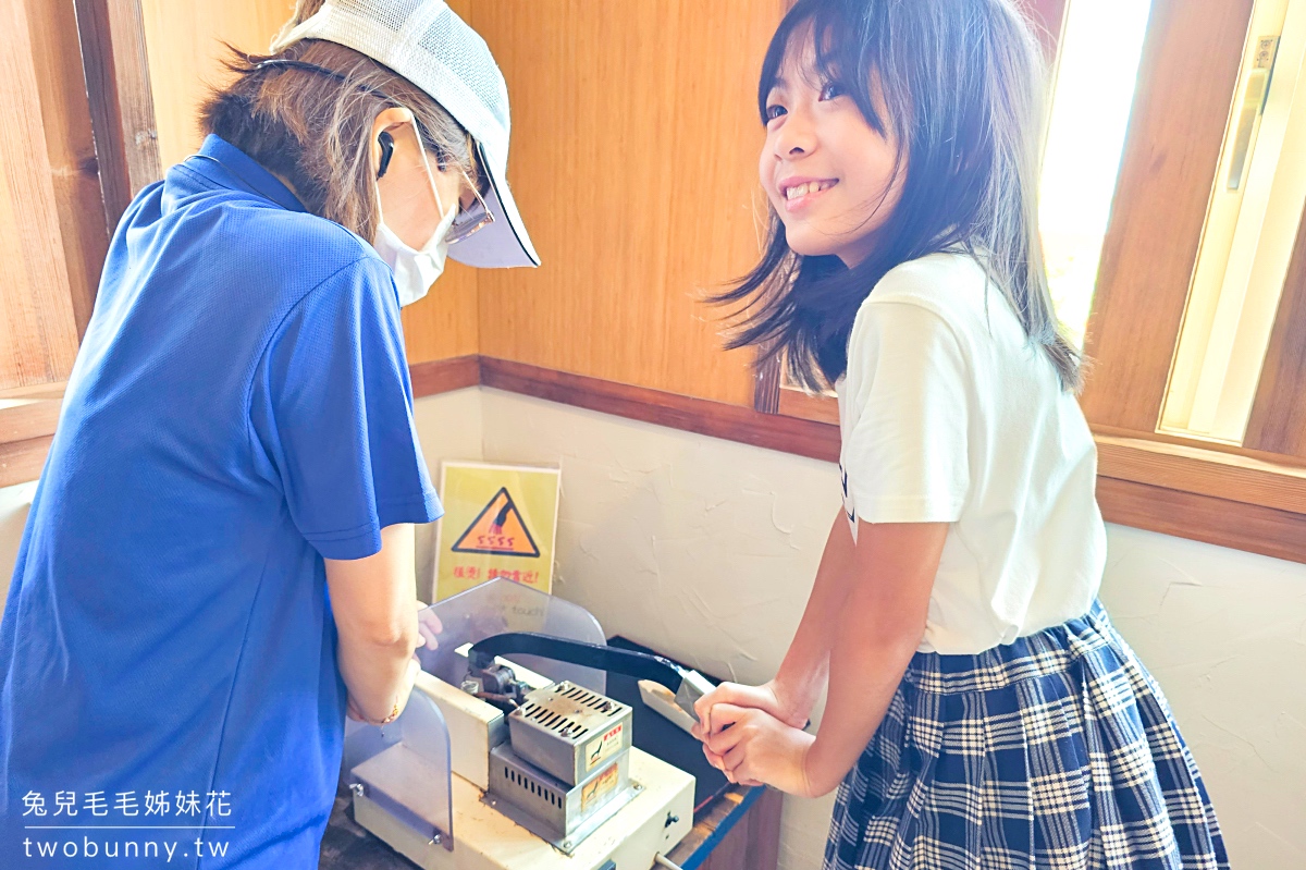 宜蘭五結景點【溪和水產觀光工廠】川燙海鮮、飯糰DIY，最好吃又好好玩的親子室內景 @兔兒毛毛姊妹花