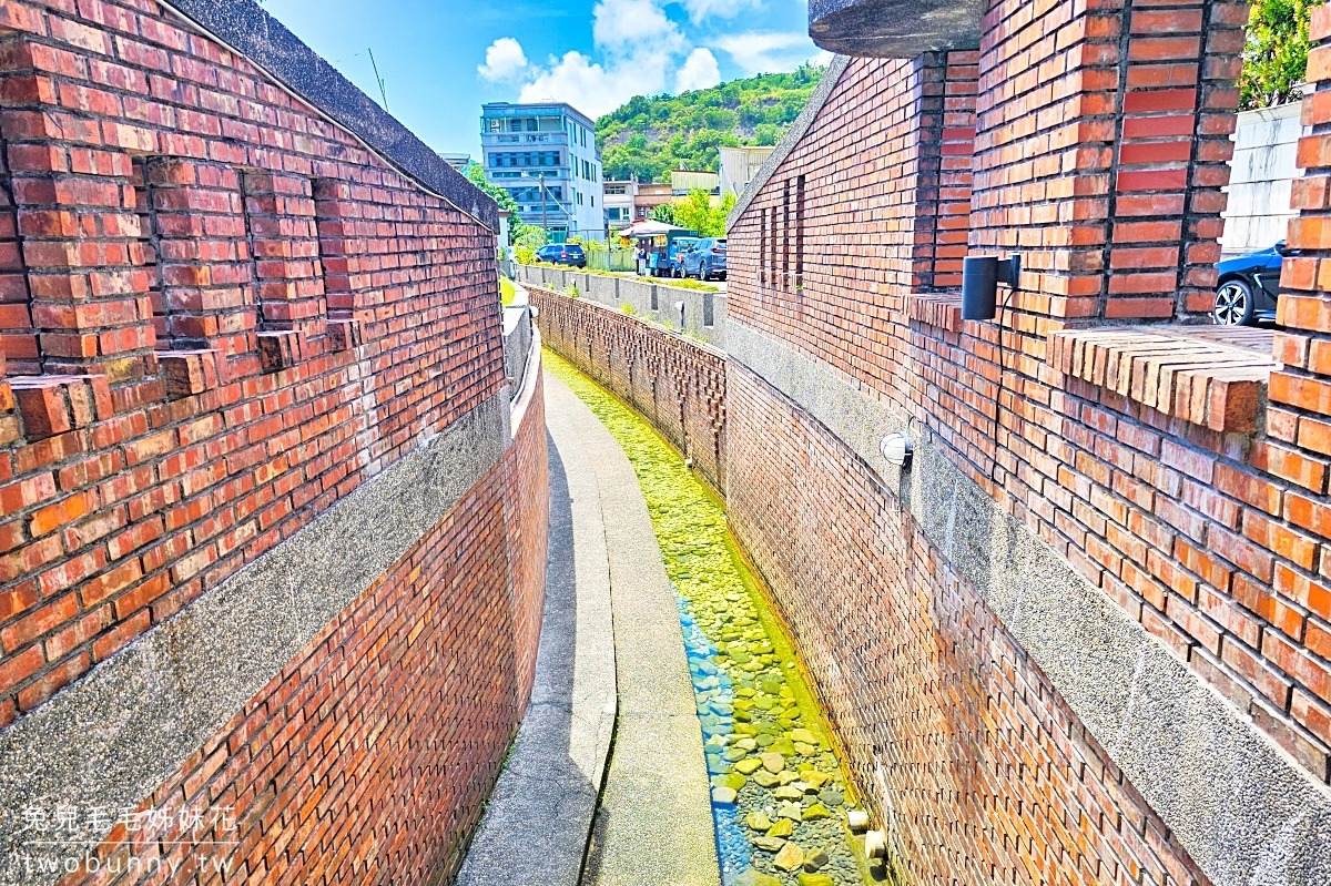 阿里史冷泉｜宜蘭玩水景點～蘇澳冷泉戲水池免費玩，冷泉裸湯湯屋也很平價 @兔兒毛毛姊妹花