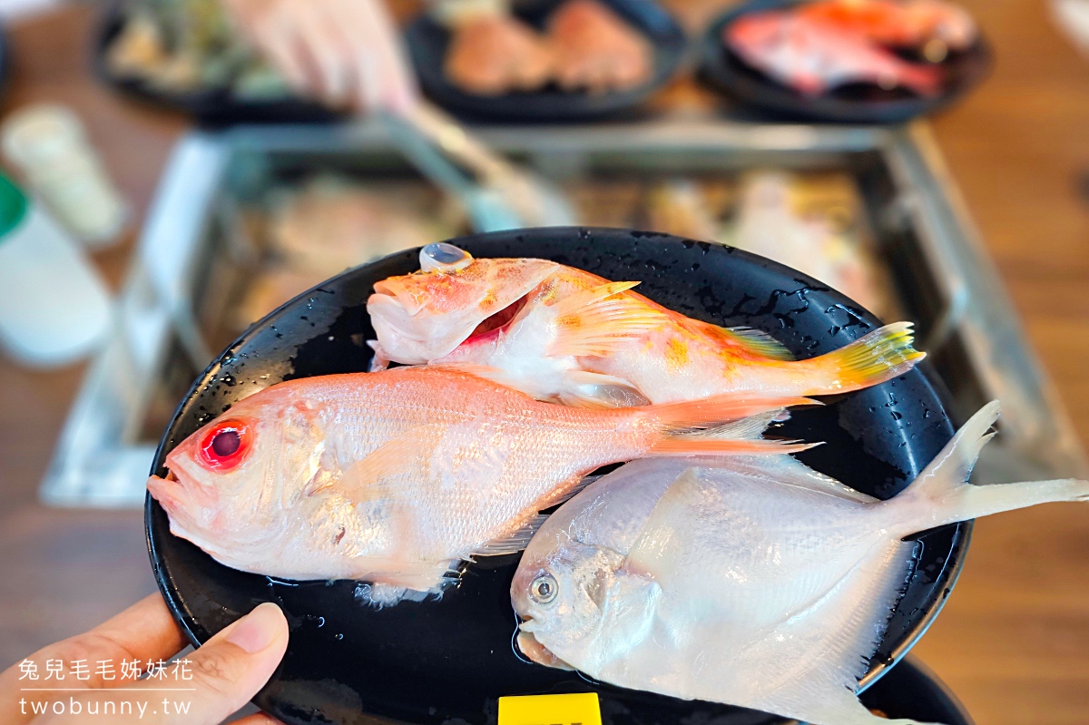 台北吃到飽【林口海世界複合式碳烤】機捷林口站海鮮燒烤吃到飽，現流海魚無限吃 @兔兒毛毛姊妹花