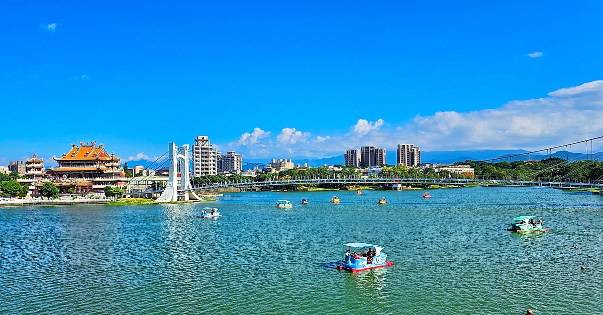 桃園台茂公園 Taimall Park｜台茂購物中心 5500 坪兒童遊戲場，媲美日本公園的大型攀爬架 @兔兒毛毛姊妹花