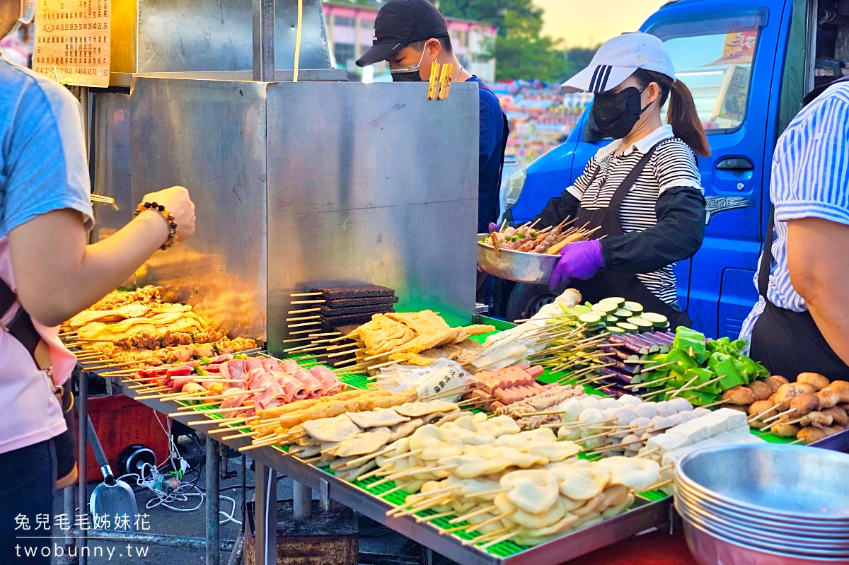 龍潭觀光夜市｜南桃園最大夜市 TOP10 排隊美食推薦，麻油雞飯、健康滷味必吃 @兔兒毛毛姊妹花