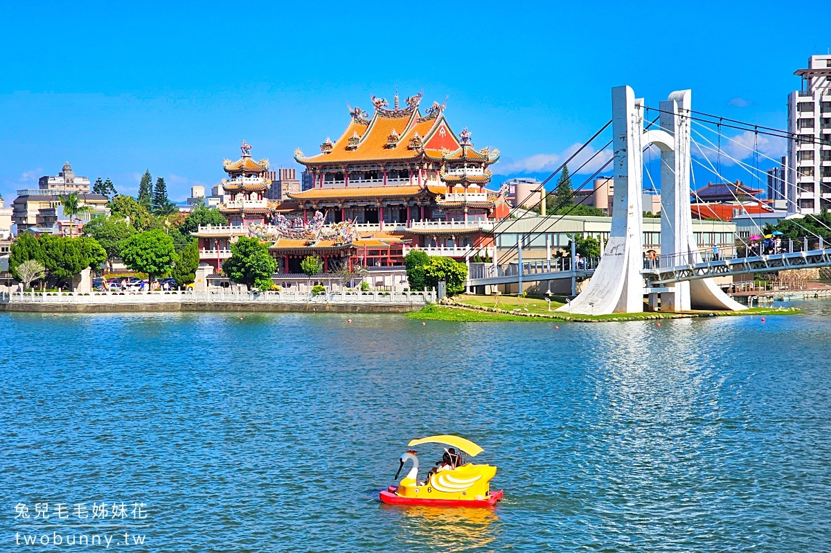 龍潭大池｜桃園免費景點走吊橋、踩天鵝船，還有兒童遊戲場、兒童戲水區可以遛小孩 @兔兒毛毛姊妹花