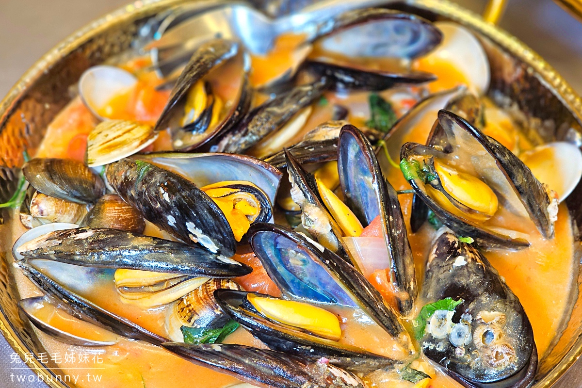 【礁溪長榮鳳凰酒店】宜蘭礁溪最強溫泉度假飯店，早餐吃到下午一點、星巴克咖啡喝到飽 @兔兒毛毛姊妹花