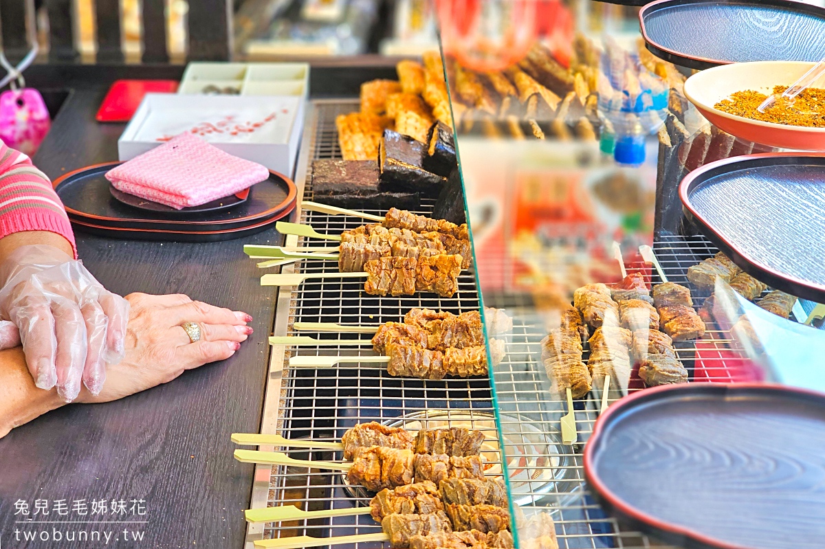 東京景點【仲見世通】必吃美食推薦～淺草寺表參道、日本最古老商店街逛街攻略 @兔兒毛毛姊妹花