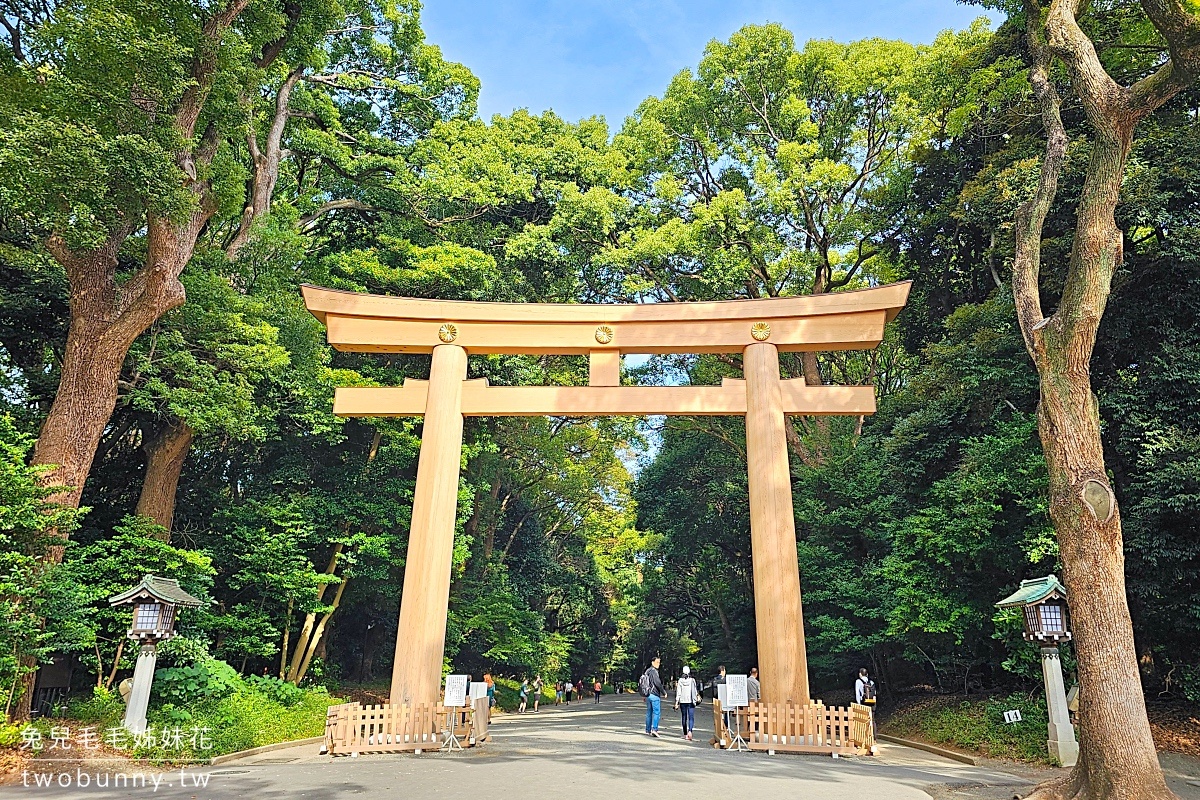 東京景點【明治神宮】參訪地圖、必拍重點攻略～大鳥居、百年森林，還有特色御守 @兔兒毛毛姊妹花