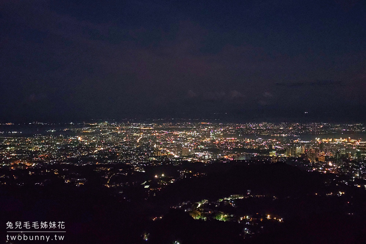 宿霧景點》Top of Cebu～宿霧最美景觀餐廳，百萬夜景太美麗，餐點好吃又便宜 @兔兒毛毛姊妹花