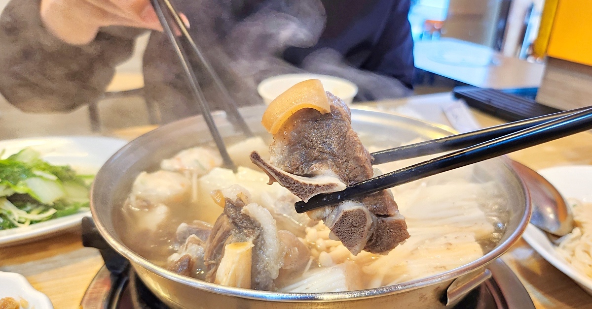 南京三民美食【米與多蜜】來自關西的日本炭烤漢堡排，不用搶訂、價格是挽肉と米的一半 @兔兒毛毛姊妹花