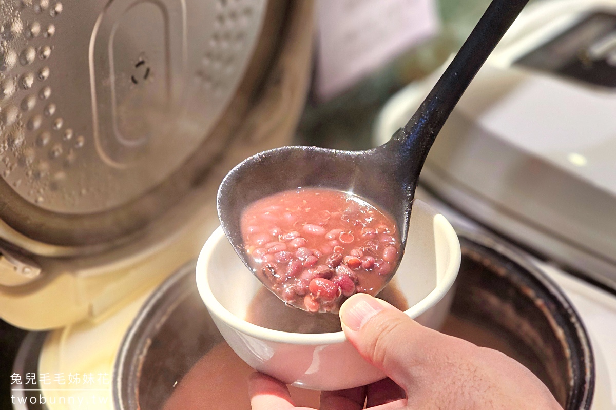 台北火鍋【樂崎火鍋】食材高檔價格親民，白飯、冰淇淋無限吃～平日也客滿的小火鍋 @兔兒毛毛姊妹花