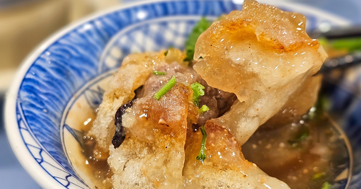 彰化員林美食【東門賴家碗粿】在地人也在排的60年古早味碗粿，「芋蔥」也必點 @兔兒毛毛姊妹花