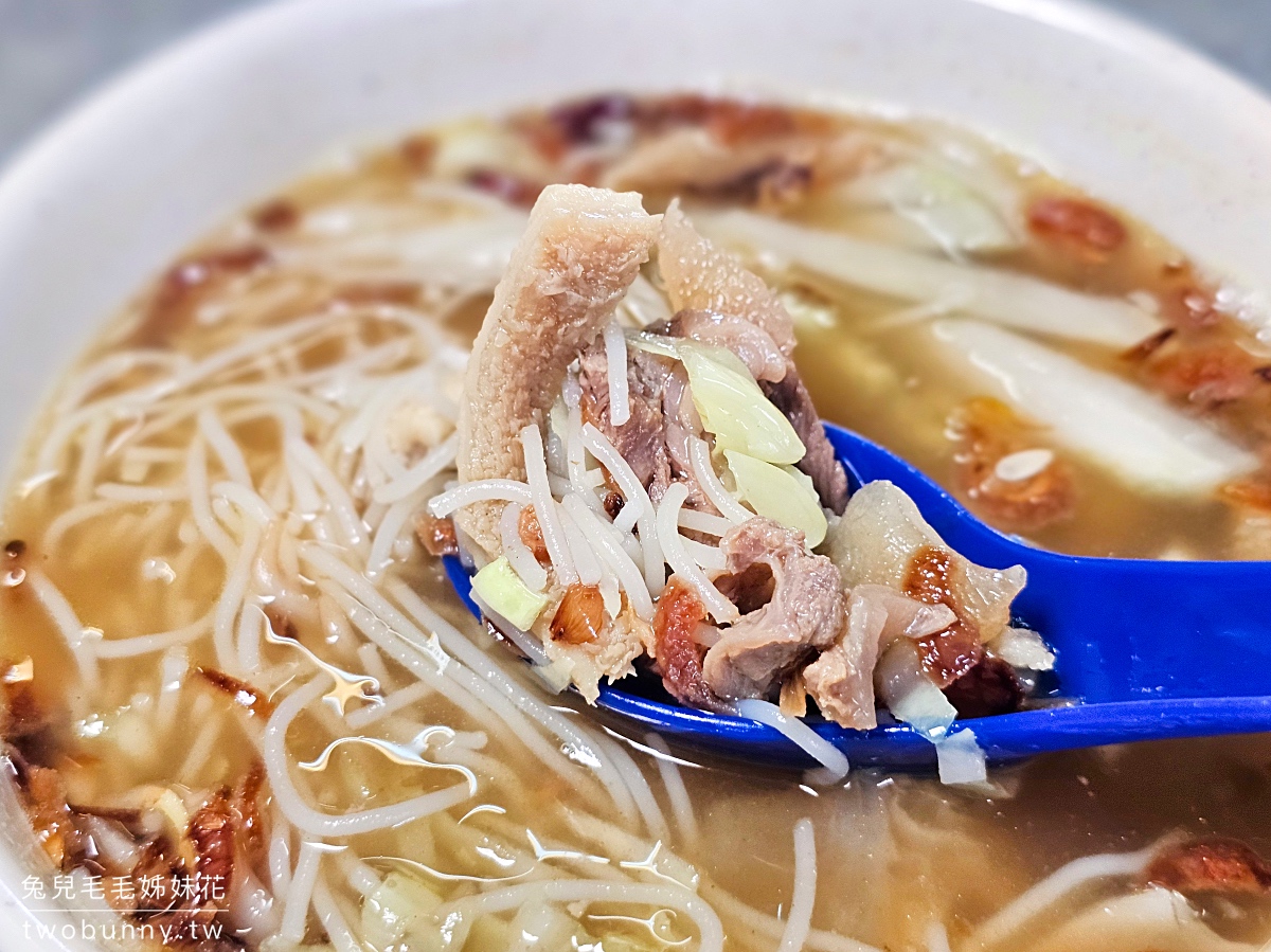 沙巴美食【悅昌茶室】加雅街排隊排翻的現烤沙嗲，一串一元又香又嫩好吃爆表 @兔兒毛毛姊妹花