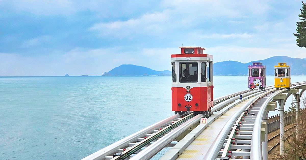釜山景點【天空膠囊列車】海雲台藍線公園 Blueline Park 列車預約、票價、搭乘方式一次看 @兔兒毛毛姊妹花