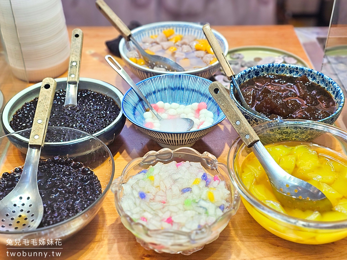 新營豆花｜大橋頭延三夜市連周杰倫、五月天都愛的豆花店，焦香豆花配杏仁茶一絕 @兔兒毛毛姊妹花