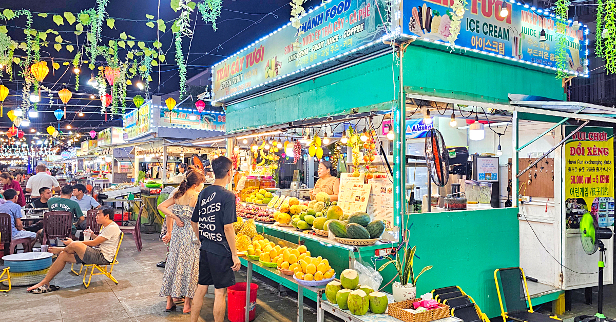 Sonasea Phu Quoc Night Market｜乾淨好逛富國島夜市 大排檔，超多餐廳和按摩店家 @兔兒毛毛姊妹花