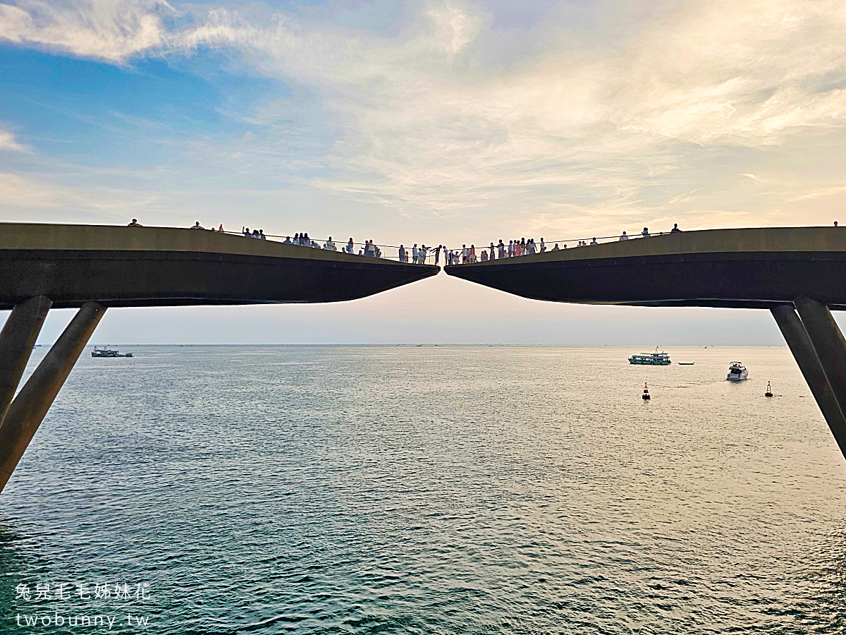 地中海小鎮親吻橋 Kiss Bridge｜富國島最夢幻夕陽美景，愛情颶風水上極限運動表演 @兔兒毛毛姊妹花