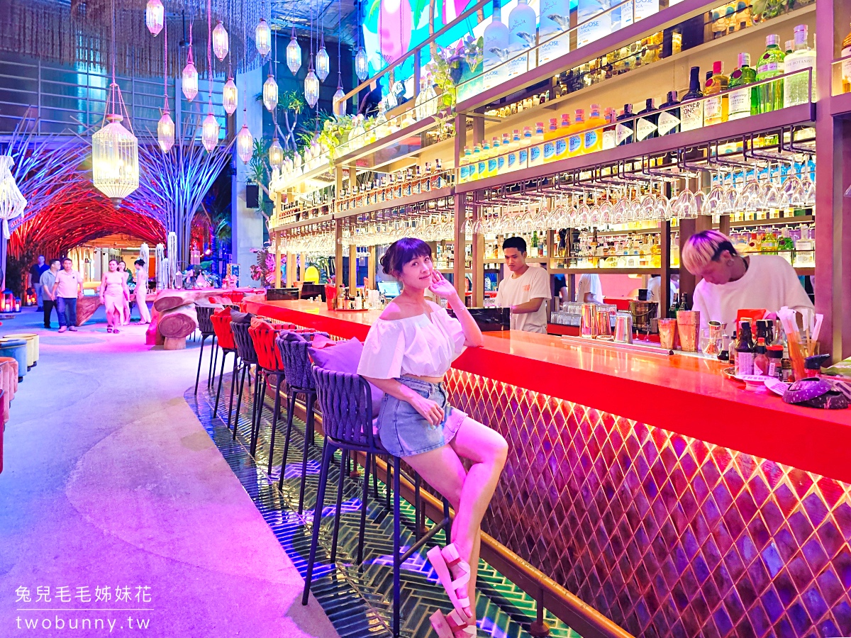 TRIBE Sky Beach Club｜曼谷高空池畔酒吧，Phrom Phong 站 EmSphere 商場時尚的餐酒館 @兔兒毛毛姊妹花