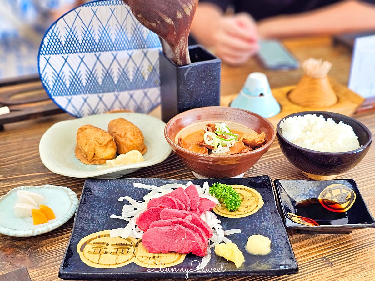 不動茶屋東戀路店｜河口湖必吃美食 ほうとう不動，富士山網美雲朵餐廳吃鄉土料理餺飥 @兔兒毛毛姊妹花