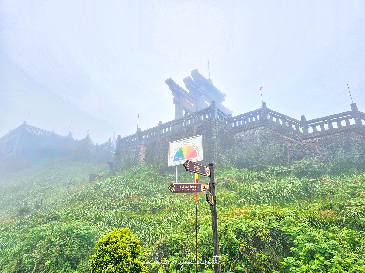 沙壩太陽世界番西邦傳奇｜搭乘芒花登山列車、番西邦傳奇纜車 20 分鐘輕鬆攻頂越南最高峰 @兔兒毛毛姊妹花