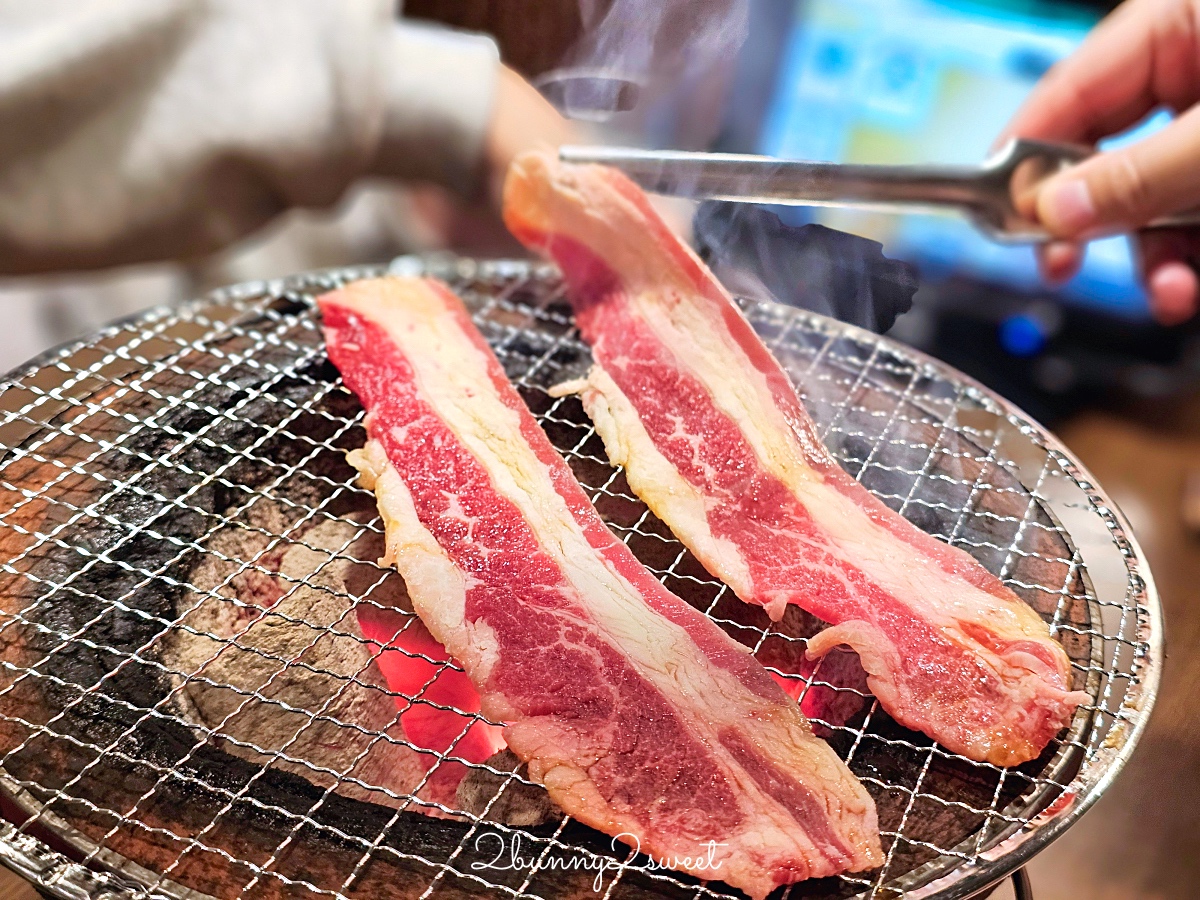 七輪燒肉牛繁 食べ放題｜日本連鎖燒肉店，日本國產黑毛和牛吃到飽｜富士急樂園美食 @兔兒毛毛姊妹花