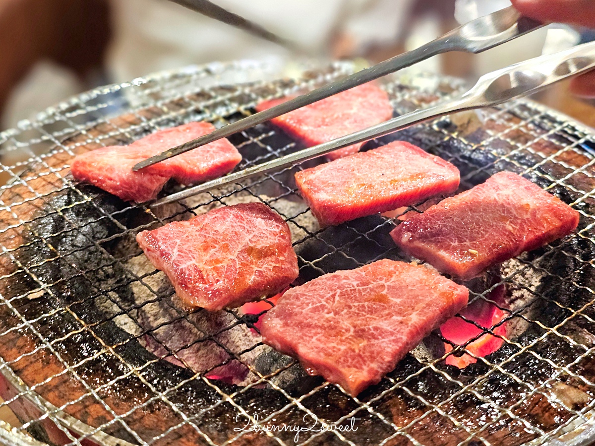 七輪燒肉牛繁 食べ放題｜日本連鎖燒肉店，日本國產黑毛和牛吃到飽｜富士急樂園美食 @兔兒毛毛姊妹花