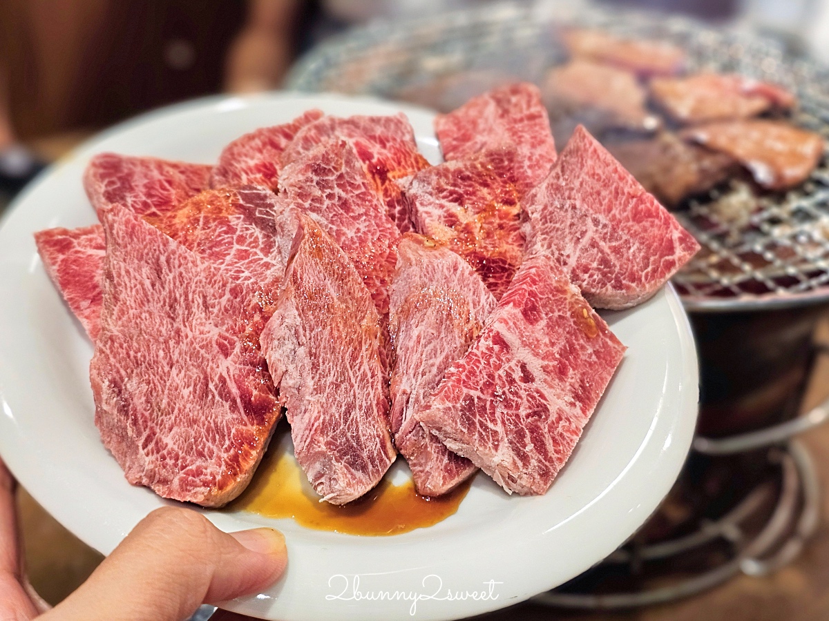 七輪燒肉牛繁 食べ放題｜日本連鎖燒肉店，日本國產黑毛和牛吃到飽｜富士急樂園美食 @兔兒毛毛姊妹花